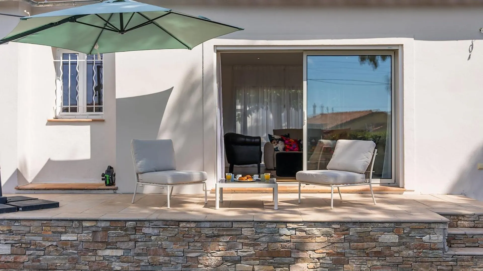 Pretty House With Pool In Cagnes-Sur-Mer